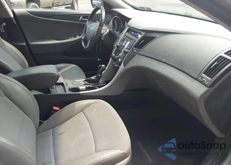 2013 Hyundai Sonata Se z USA, uszkodzony, nr VIN 5NPEC4AC3DH731706